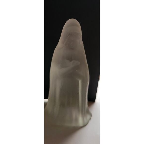 Vintage Nativity Set Frosted Glass 6 Pc Miniature Nativity No Box Approx 3" GC - Picture 10 of 13